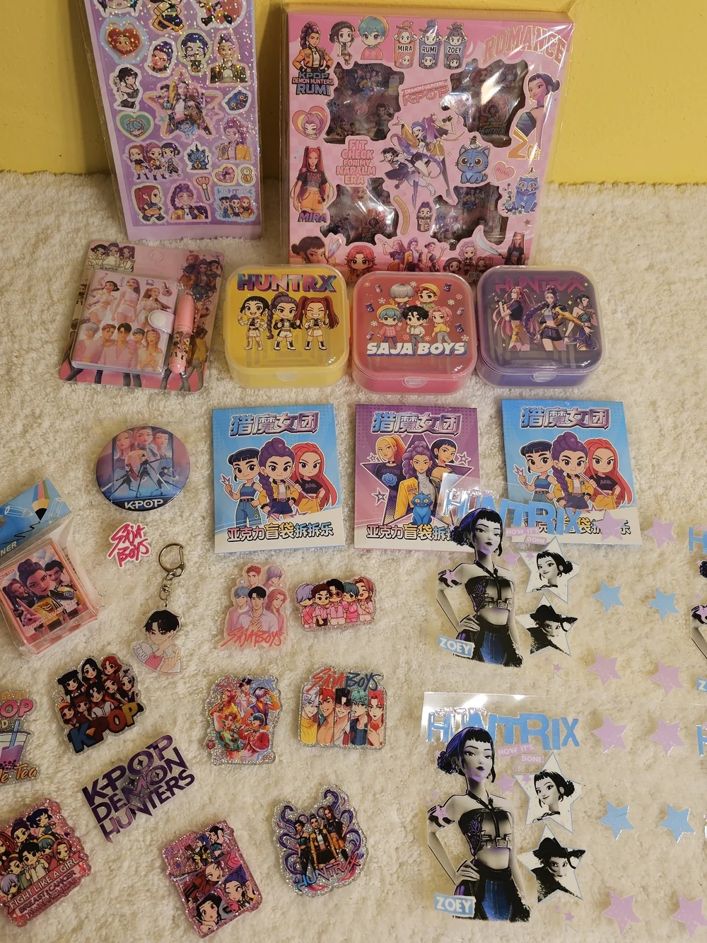K-Pop Demon Hunters Stickers and Bin Set -  Party Supplies Gift Set #51